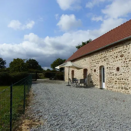 Maison De Charme En Campagne Avec Et Jeux - Fr-1-489-579 度假居 *