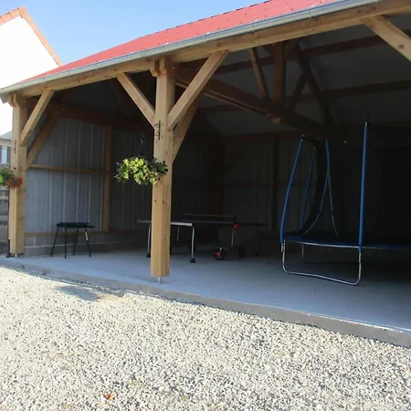 Maison De Charme En Campagne Avec Et Jeux - Fr-1-489-579 * Cressanges